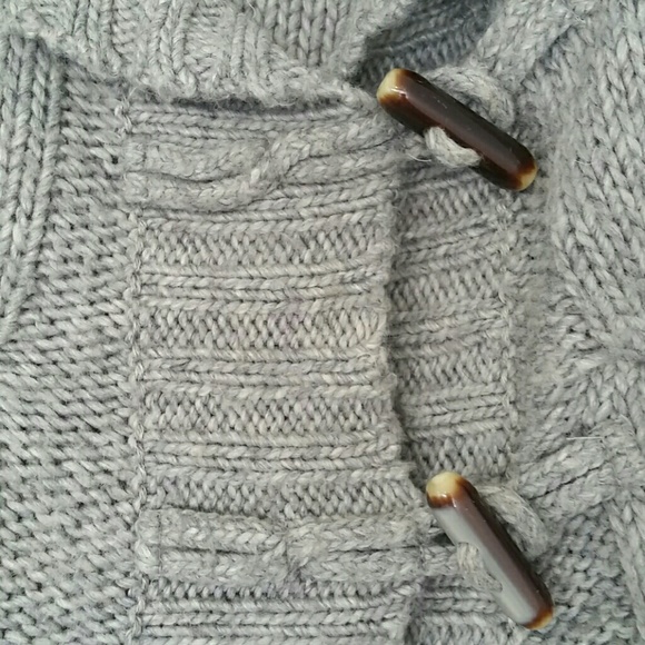 SOLD Nordstrom tucker+tate batwing cape sweater - Picture 2 of 6